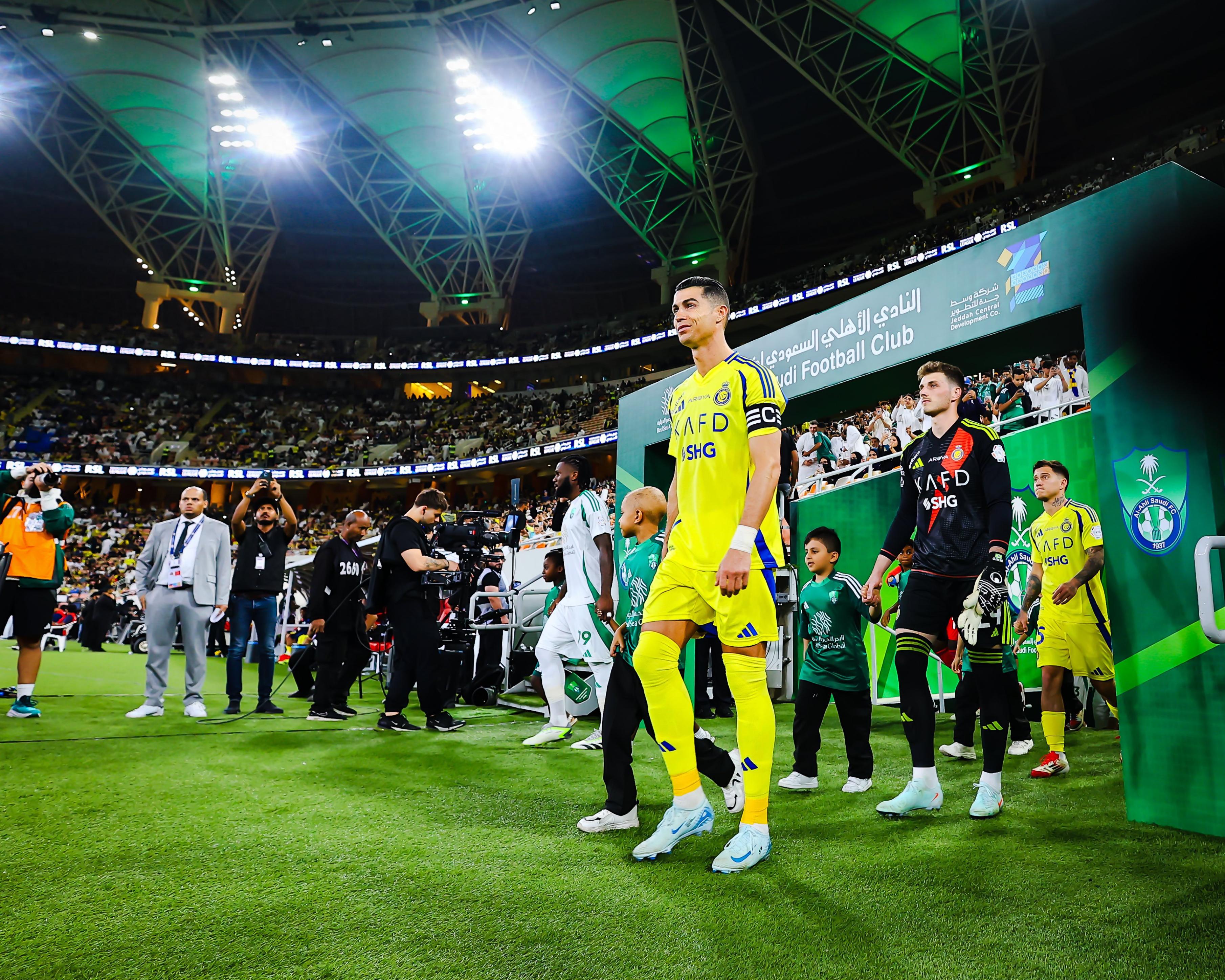 包含C罗重要时刻刷新纪录，RNG带队取胜！气势如虹延续的词条